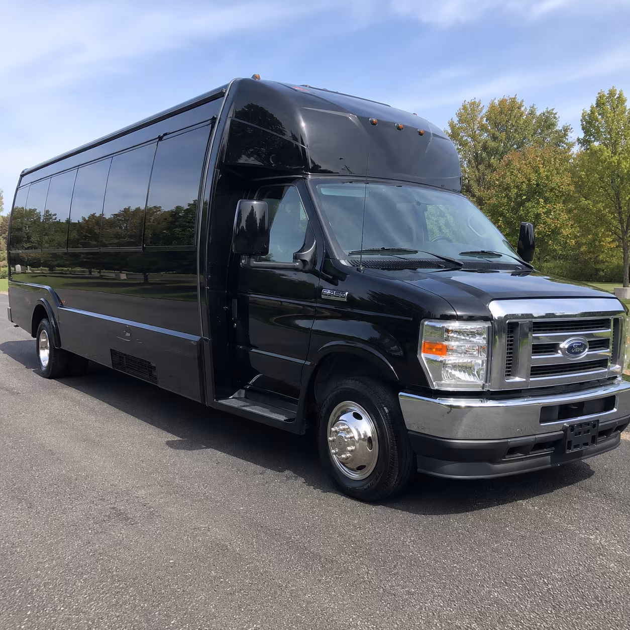 Dallas Birthday, Sweet 16, & Quinceañera Transportation group transportation