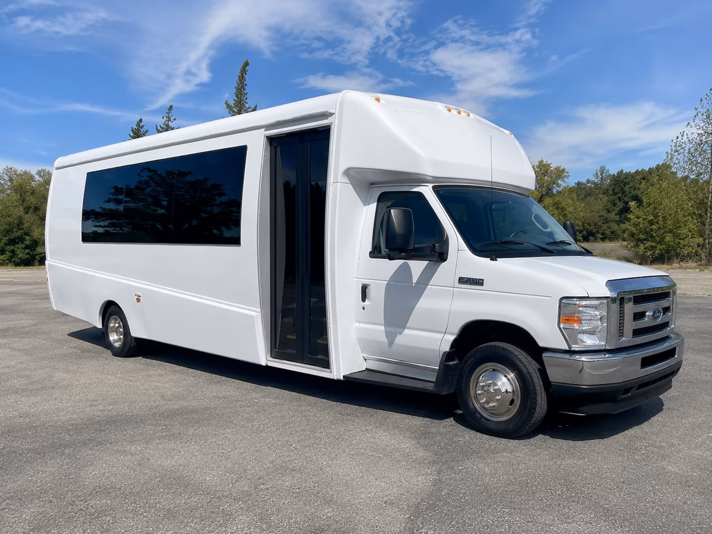 Dallas Birthday, Sweet 16, & Quinceañera Transportation pickup coordination