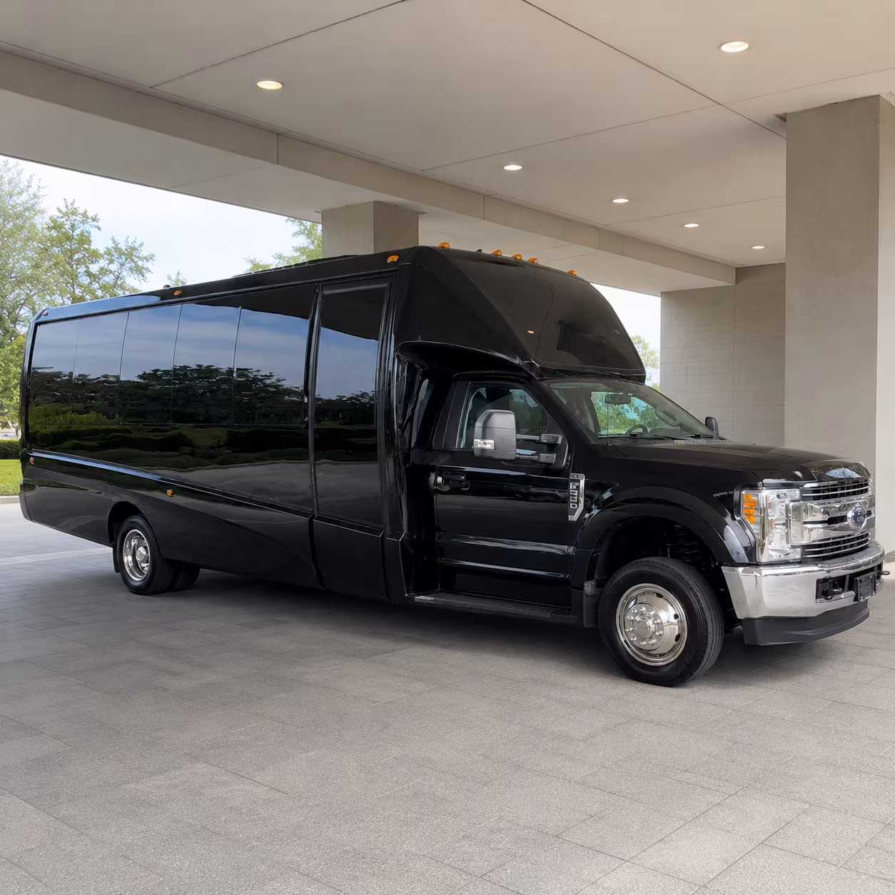 Dallas Homecoming & Prom Party Bus Rentals