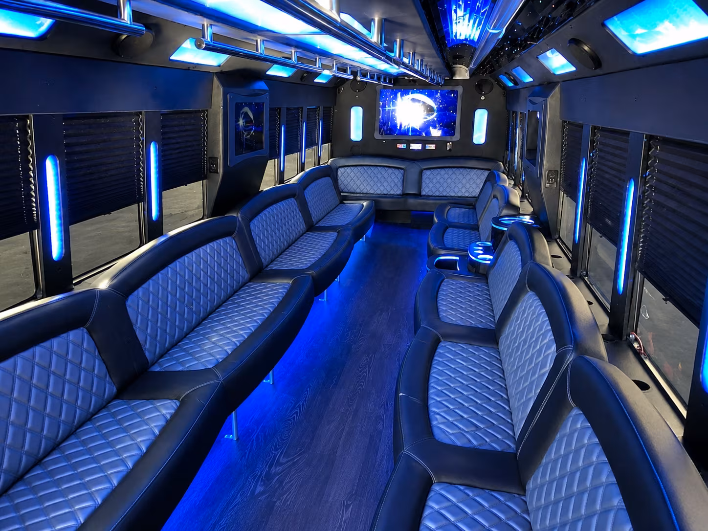 Dallas Winery Tour & Pub Crawl Transportation party bus interior