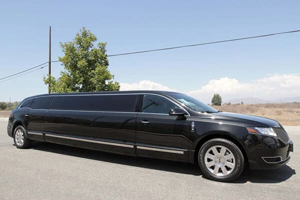 Dallas Black MKT Limo